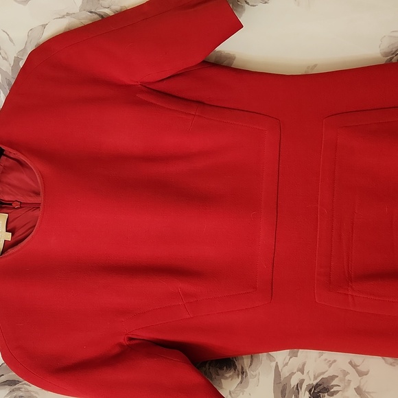 Michael Kors dress crepe size 6 in stunning red! Spring for sure - Picture 2 of 3